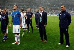 Víðir Reynisson, here in the middle, is expecting a busy time with the national team in Russia next summer.
