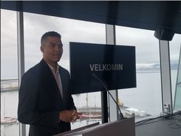 Unnsteinn Manúel kynnti nýja símafélagið á blaðamannafundi í morgun.
