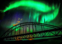 The northern lights, seen from the old Þjórsárbrú bridge, South Iceland, the weekend before last.