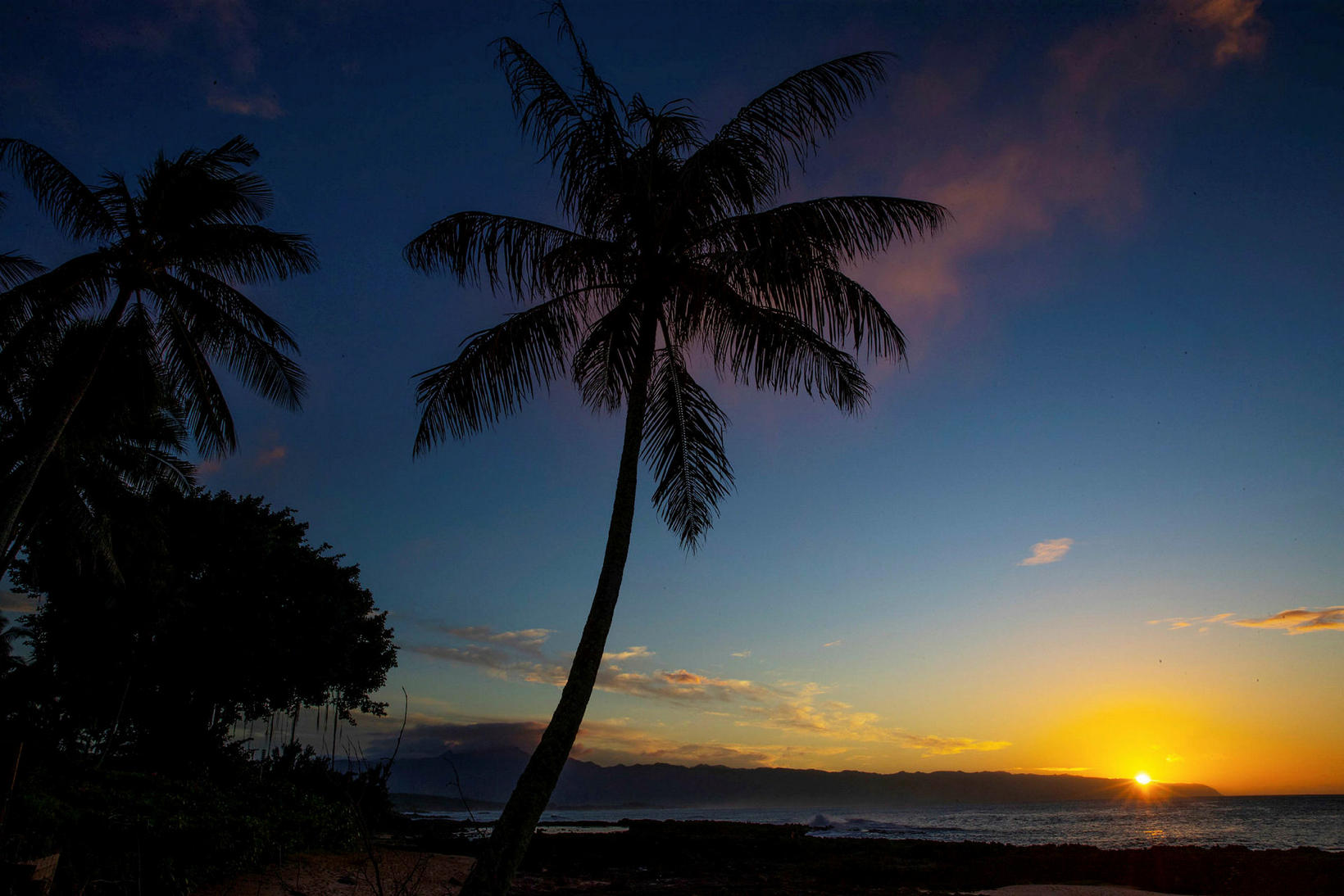 Ferdamenn Sendir Heim Fra Hawaii