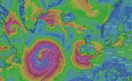 Early this morning, the low pressure area was located 850 km east of Newfoundland.