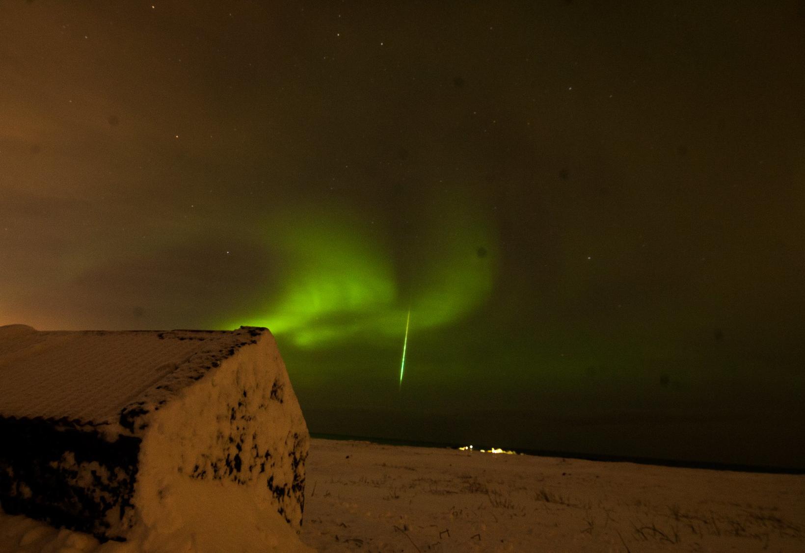 Aurora - Shooting for the stars.