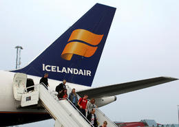 Umframeftirspurn var eftir bréfum í Icelandair í hlutafjárútboði félagsins, sem lauk í gær.