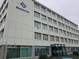 Skatturinn.