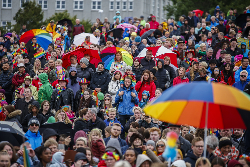 Thousands celebrate Gay Pride in Reykjavik Iceland Monitor