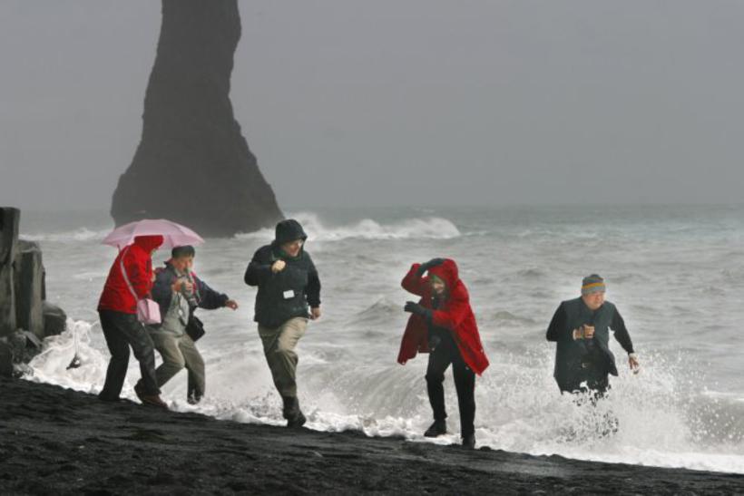 reynisfjara tourist death