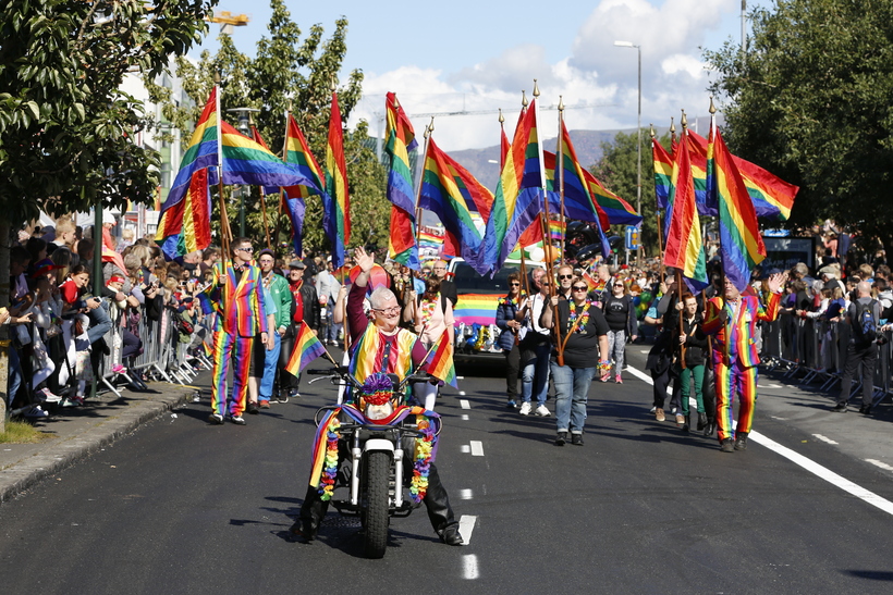 Thousands participate in Reykjavik Pride Parade Iceland Monitor