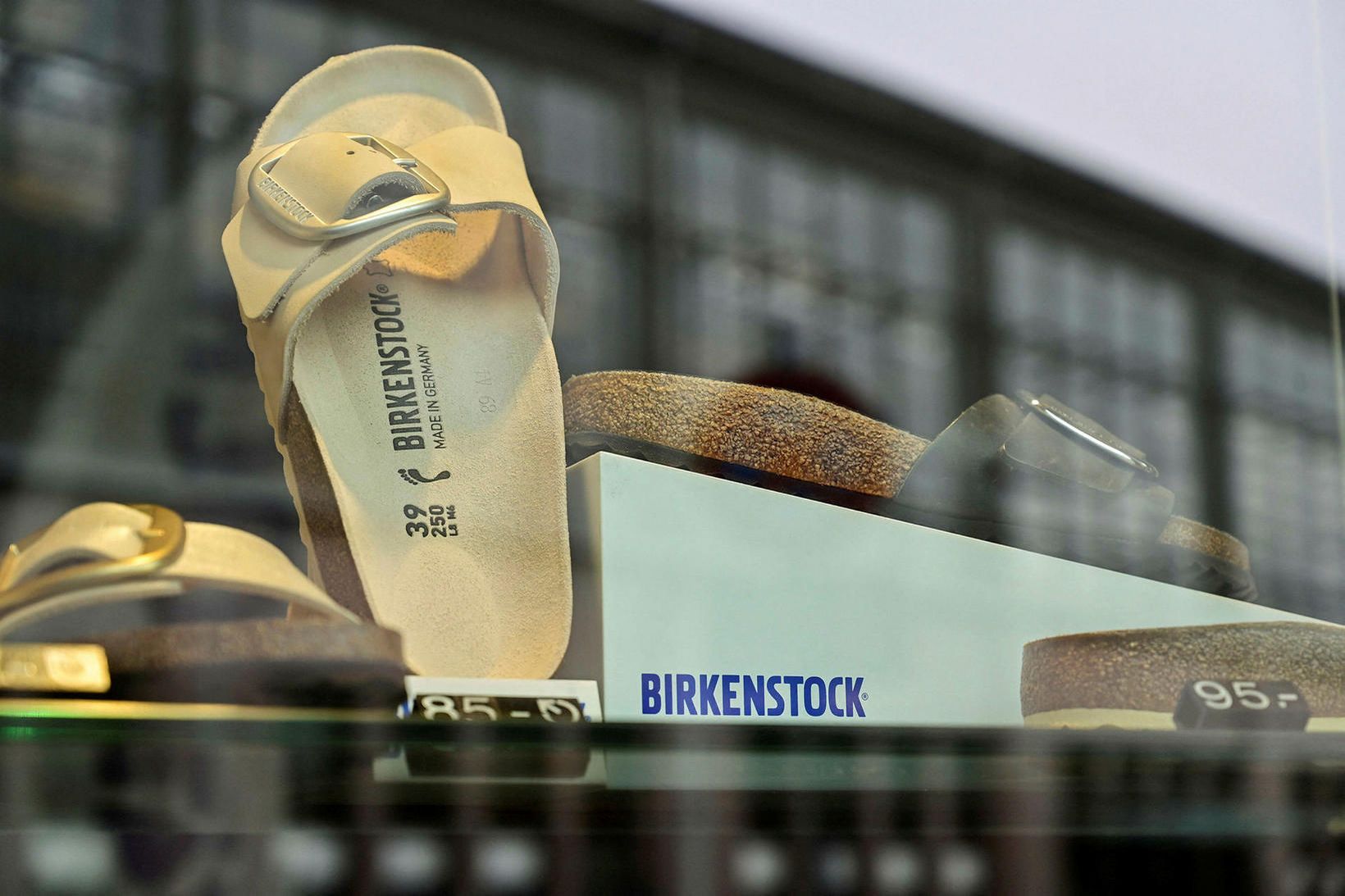 Stefnt er að skráningu Birkenstock í þessum mánuði, en meðal …