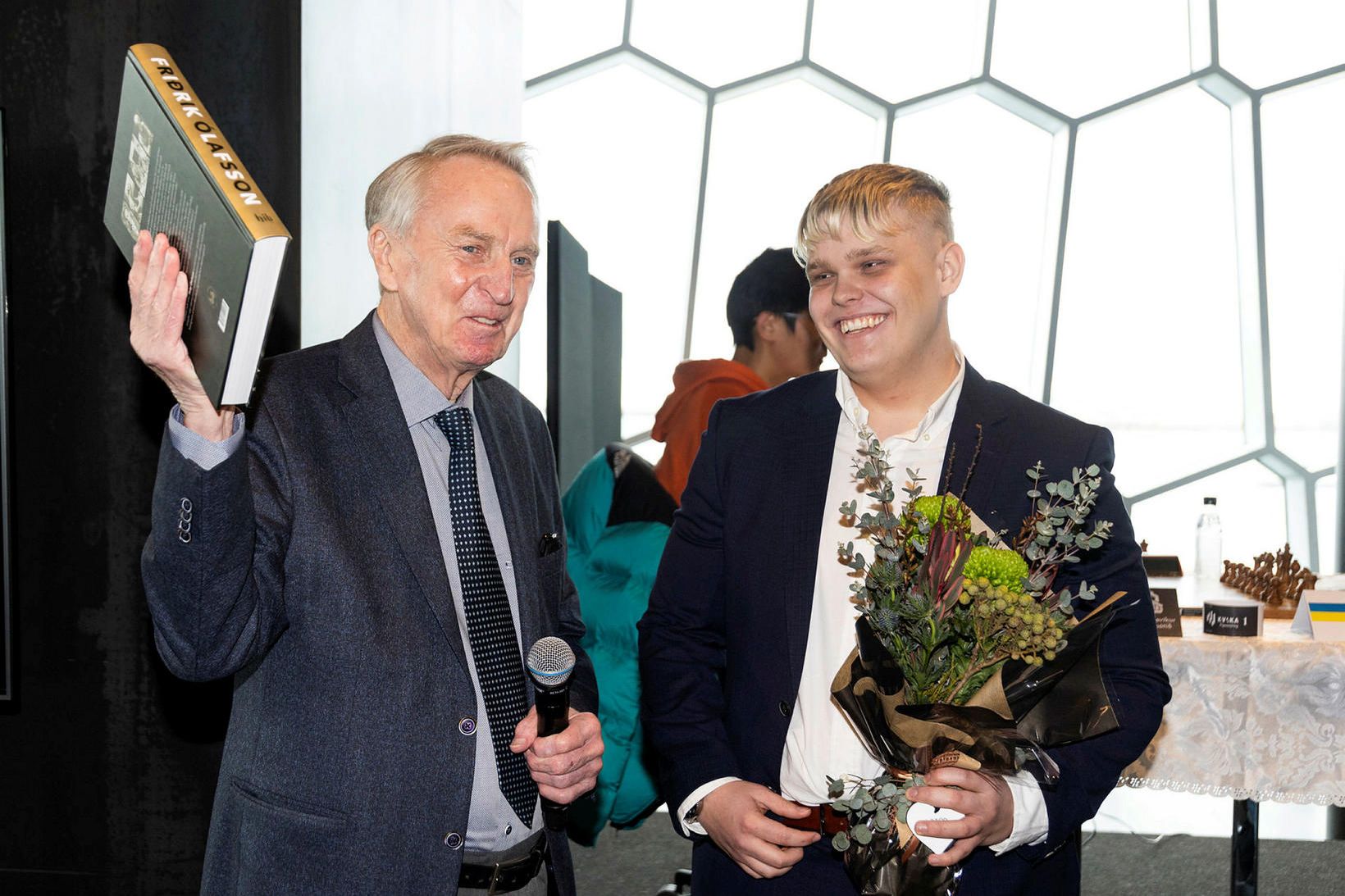 Friðrik Ólafsson og Vignir Vatnar Stefánsson eru annálaðir skákmenn og …