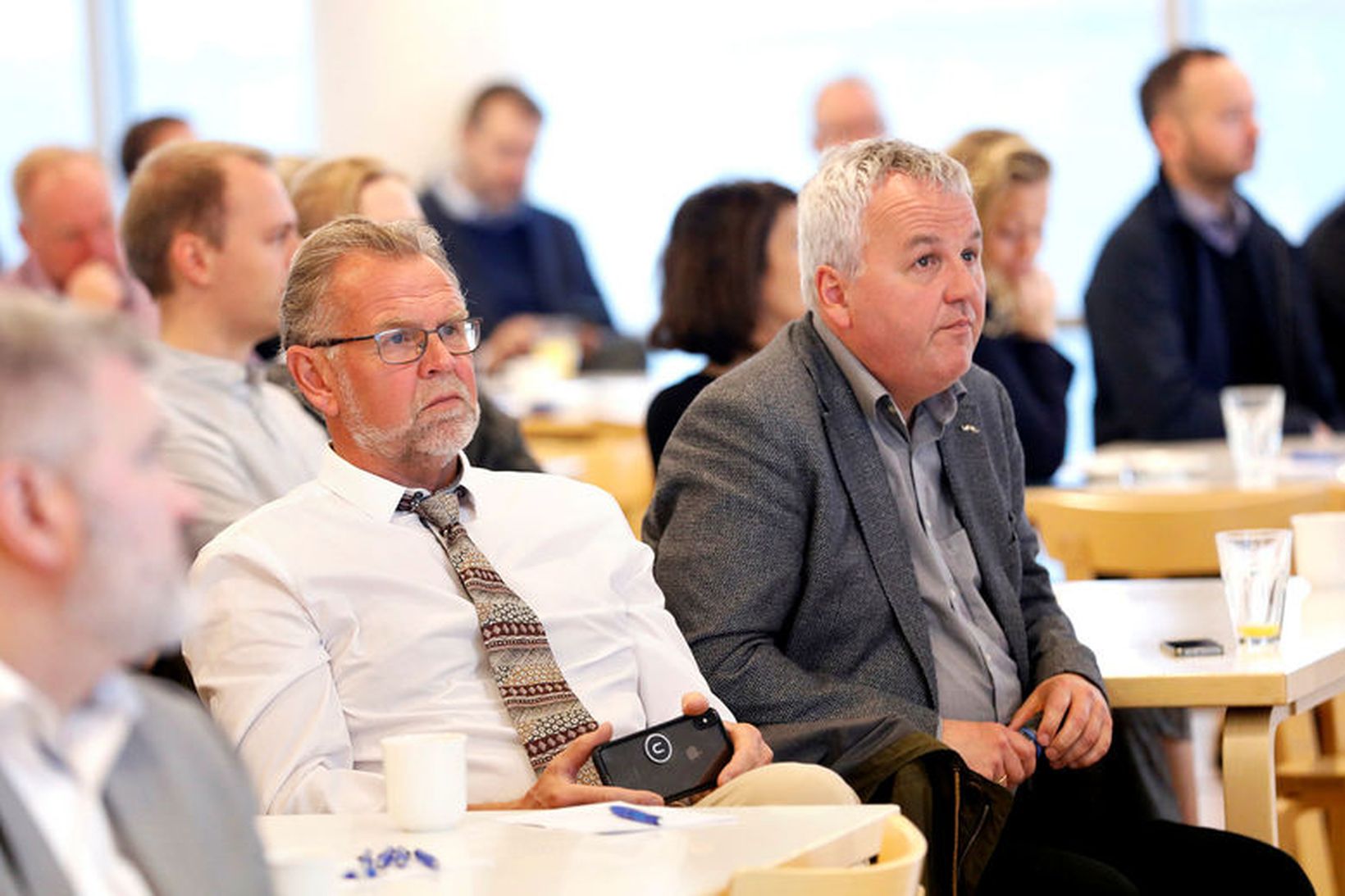 Skarphéðinn Berg Steinarsson ferðamálastjóri (t.h.) á fundinum í höfuðstöðvum KPMG …
