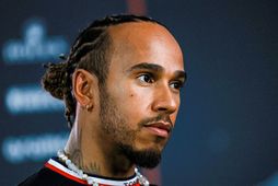 Lewis Hamilton gæti verið í meiri vandræðum en hann grunar.
