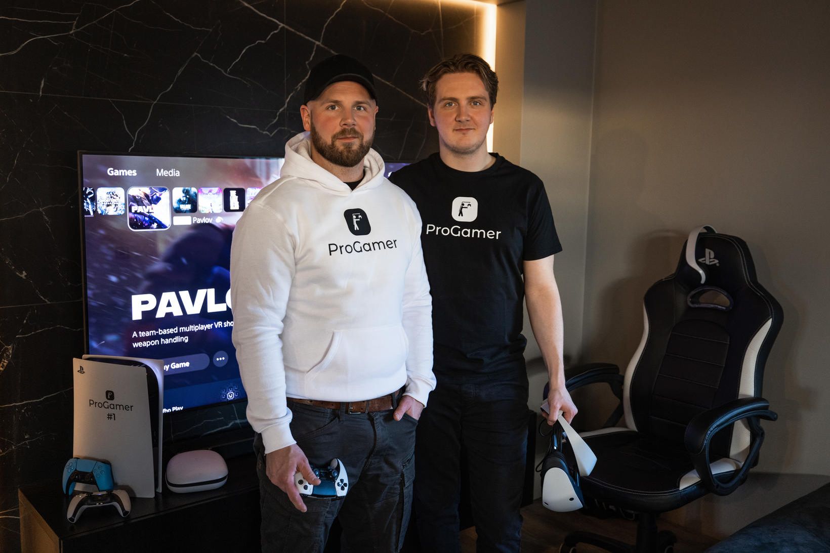 Baldvin Már Baldvinsson og Finnur Snær Baldvinsson, stofnendur tölvuleigunnar Progamer.