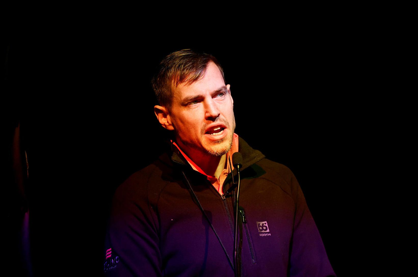 Formaðurinn neitaði að svara spurningum blaðamanns