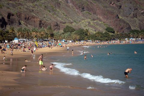 Heimsferðir munu fljúga til Tenerife frá Akureyri í sumar.