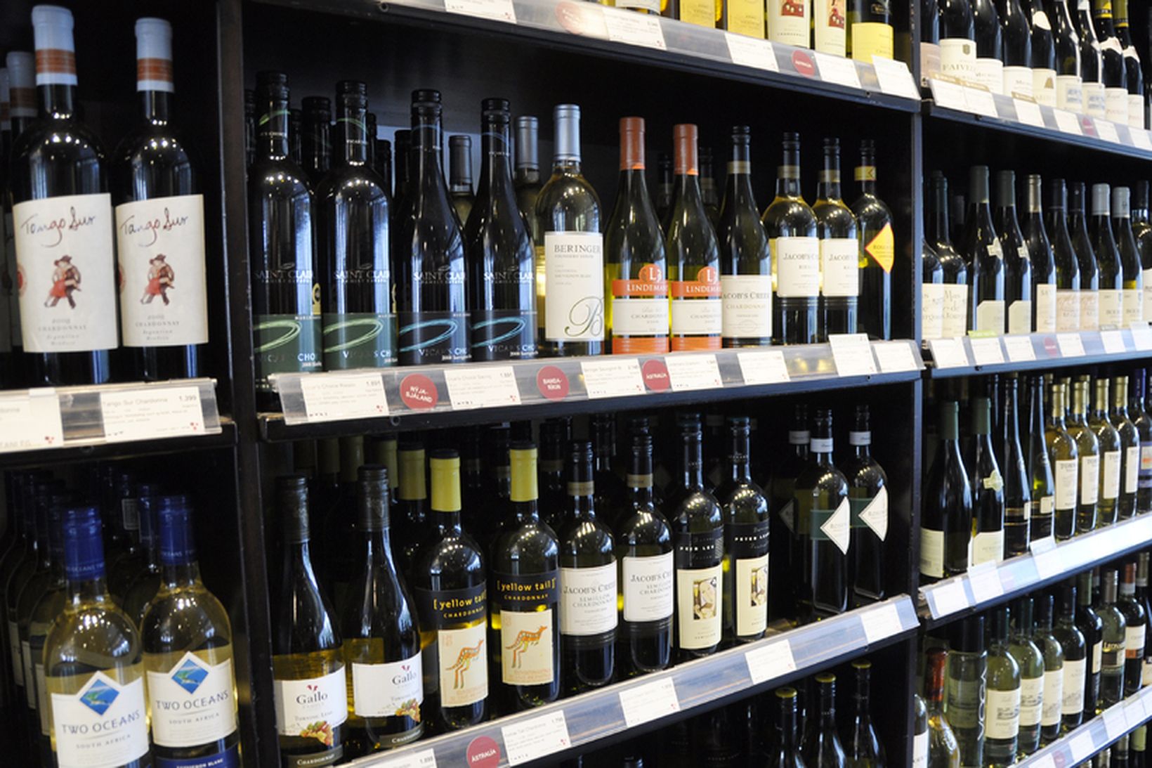 Gott veður og sala á áfengi hafa oft haldist í …