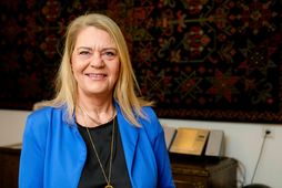 mynd með viðtali um praktísk atriði f. fermingarveisluna. Jenný Jóakimsdóttir veit hvað þarf mikið af …