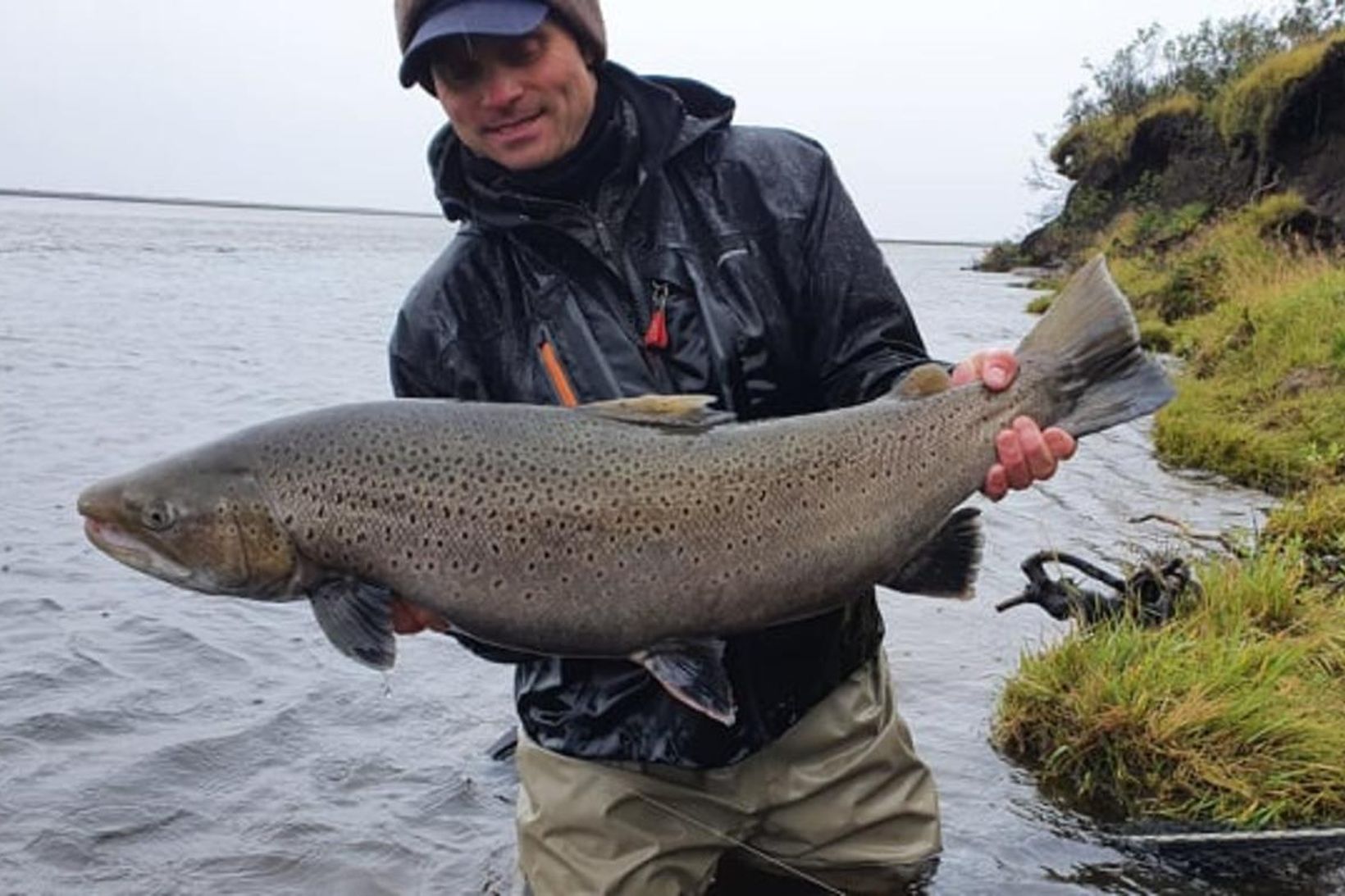 Magnaður sjóbirtingur. Kristján Páll Rafnsson mældi þennan 93 sentímetra. Veiðistaðurinn …