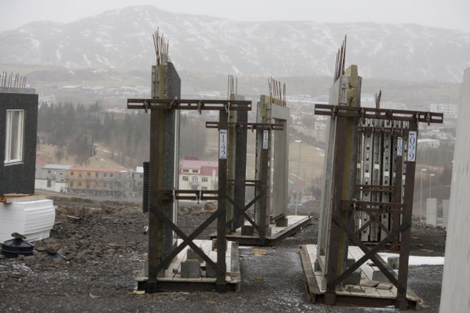 Byggingaiðnaðurinn hefur ekki farið varhluta af slæmu efnahagsástandi á Íslandi.