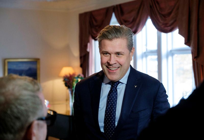 Bjarni Benediktsson, Minister of Finance and Economic Affairs agrees with the conclusion of the Immigration Appeals Board regarding Venezuela not enjoying automatic protection in Iceland.