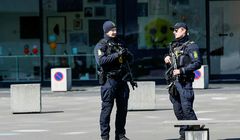 Erlendu lögregluþjónunum var fyrst og fremst ætlað að starfa innan svæðis sem lokað var fyrir …