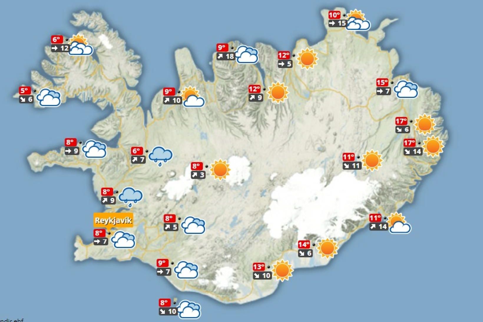 Veðurkortið á hádegi í dag.