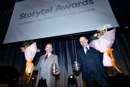 Bræðurnir Gunnar Helgason og Hallgrímur Helgason á Storytel verðlaununum í fyrra.