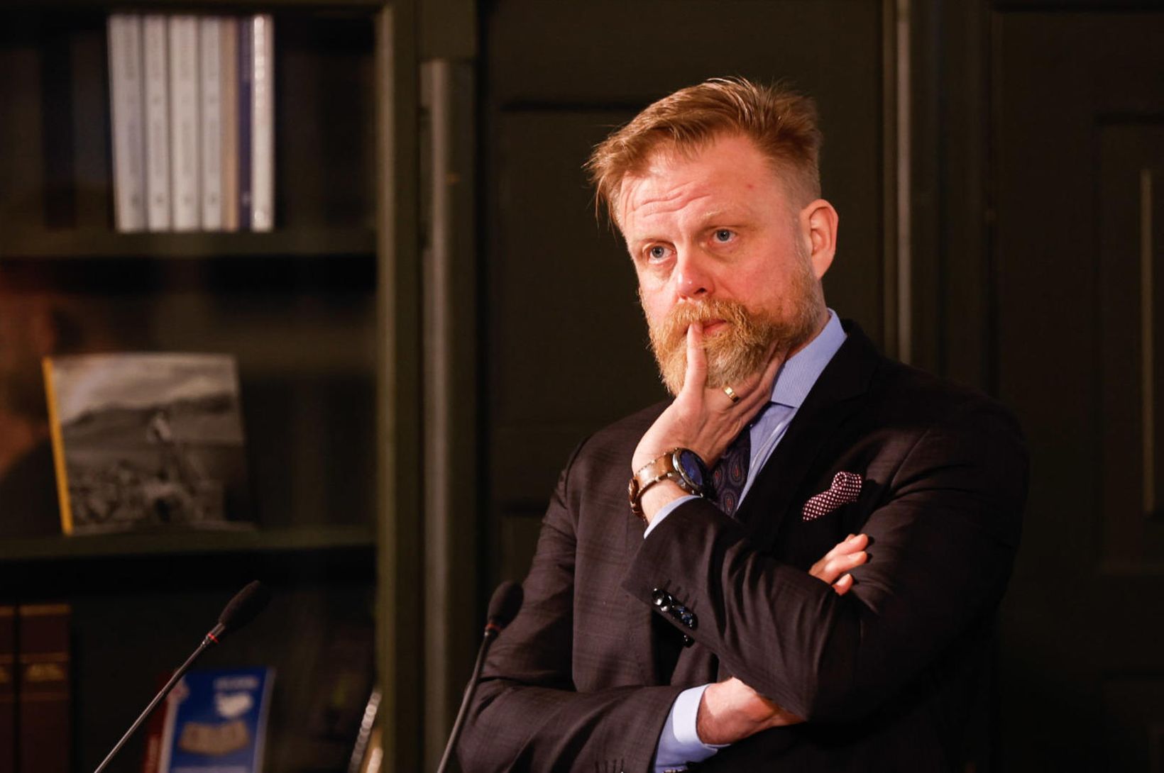 Sagði Ásgeir sinna þriðju vaktinni á heimilinu