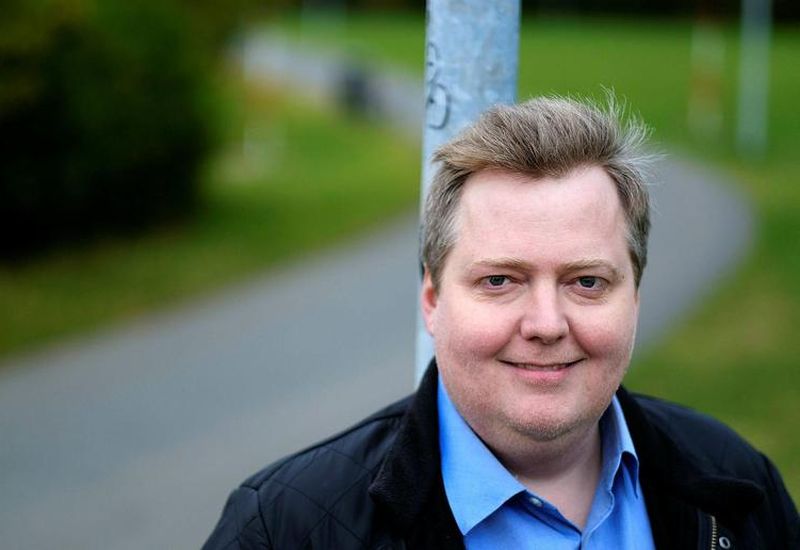 Former PM Gunnlaugsson alludes to a conspiracy against him.