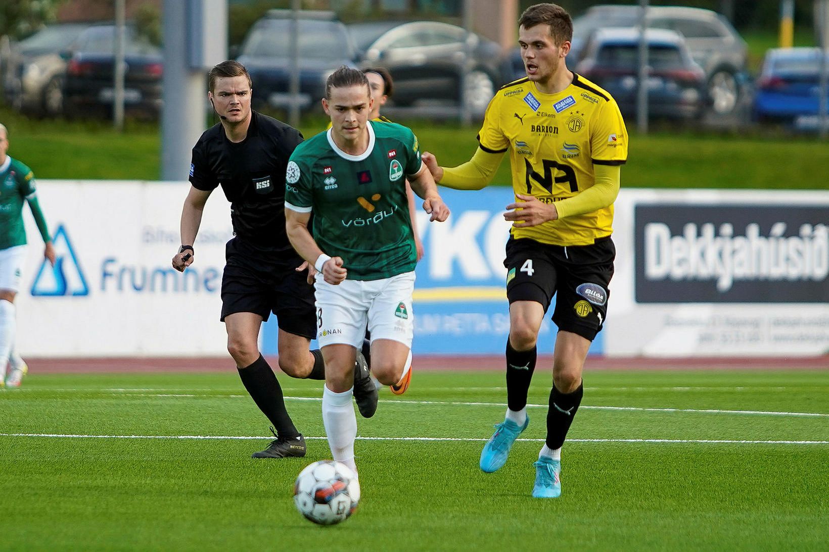 Viktor Karl Einarsson og Oliver Stefánsson eigast við í kvöld.