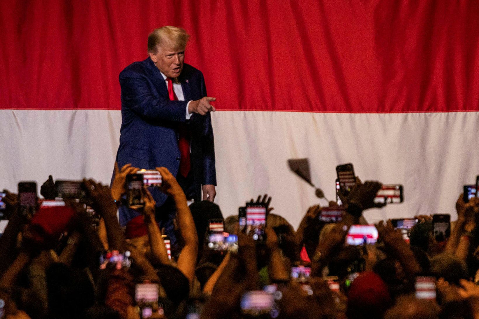Trump hélt þessa ræðu á einni samkomu Repúblikana í kvöld …