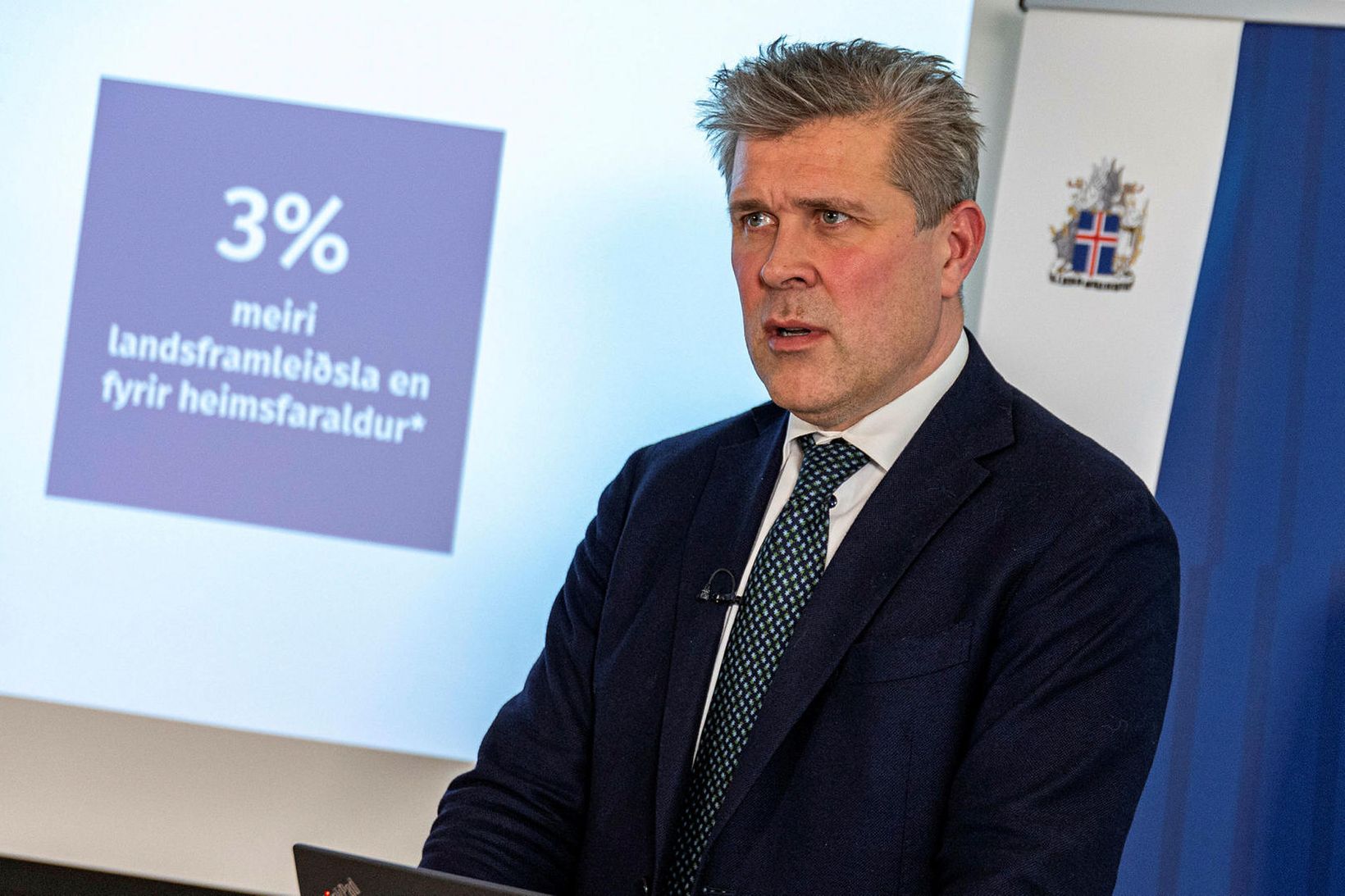 Bjarni Benendiktsson kynnir fjármálaáætlun fyrr í dag.