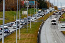 Í áætlunum er miðað við að kílómetragjald verði 6 kr. á næsta ári fyrir rafmagns- …