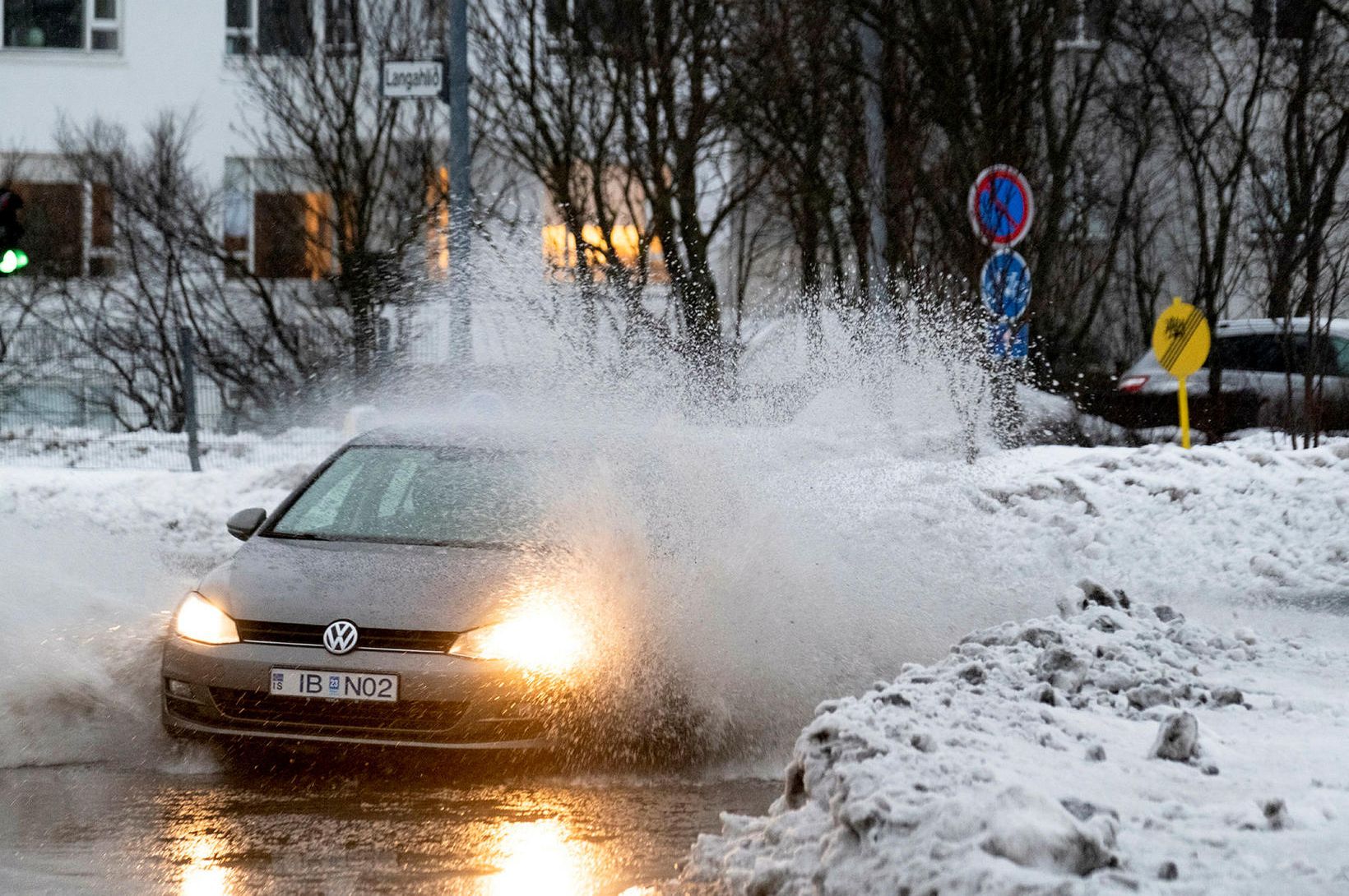 30 stiga hitamunur á milli daga