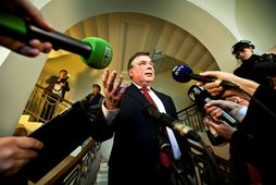 Geir H. Haarde var dreginn fyrir landsdóm vegna starfa sinna fyrir hrun. Nú vilja fimmtán …