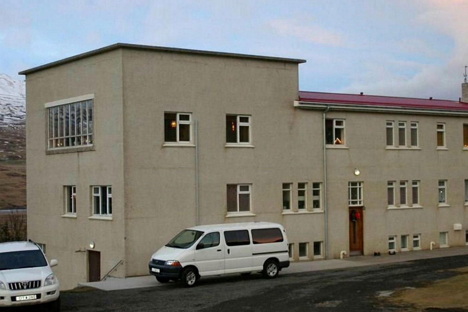 Meðferðarheimilinu Laugalandi var lokað fyrir rúmu ári en starfsemi er …