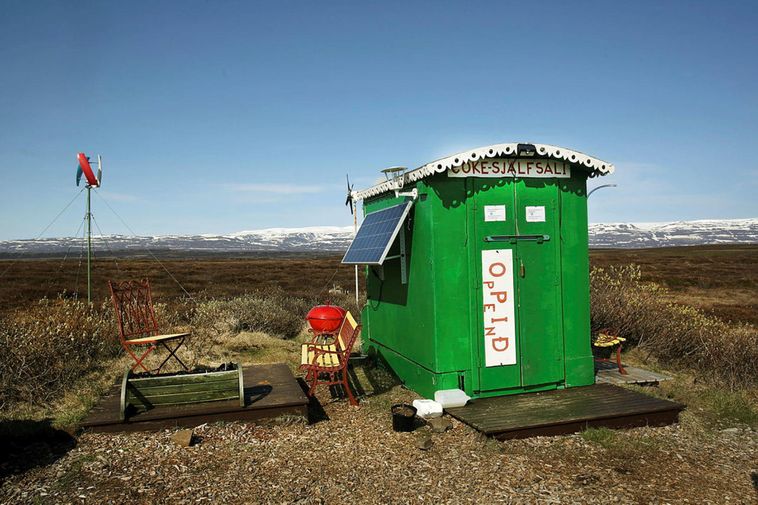 the-smallest-shop-in-the-world-has-received-international-attention