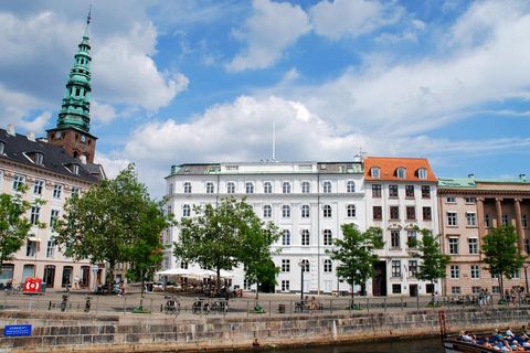 Frá Kaupmannahöfn.