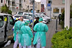 Fimmmenningarnir rufu sóttkví með því að mæta á lögreglustöð til að láta vita um breyttan …