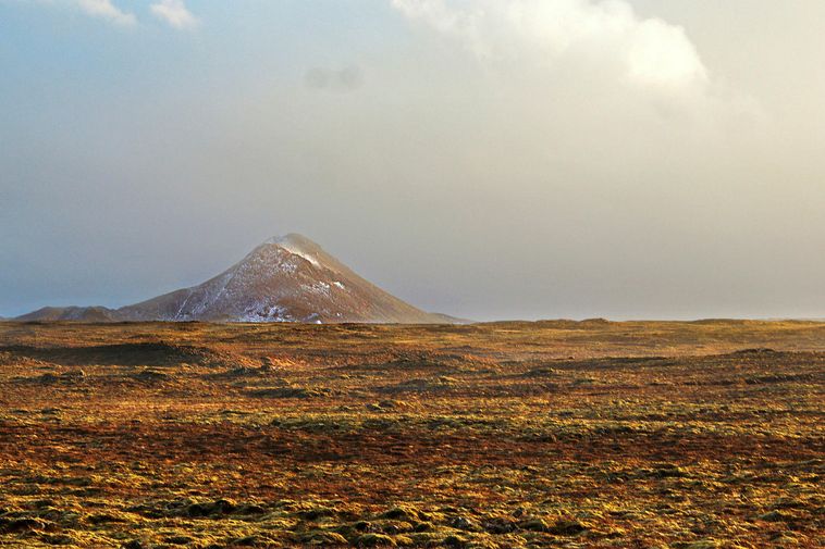 Keilir mountain.