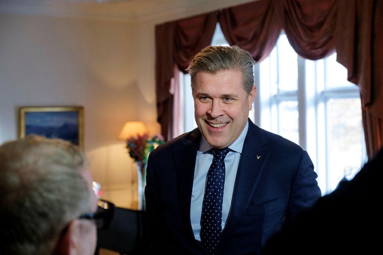 Bjarni Benediktsson, Minister of Finance and Economic Affairs agrees with the conclusion of the Immigration …