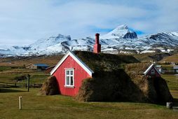 Neysluvatnið reyndist örverumengað.