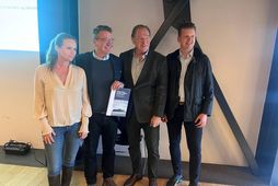 Íris Róbertsdóttir, bæjarstjóri í Vestmannaeyjum, Guðlaugur Þór Þórðarson umhverfisráðherra, Árni Sigfússon, sem veitti hópnum formennsku, …
