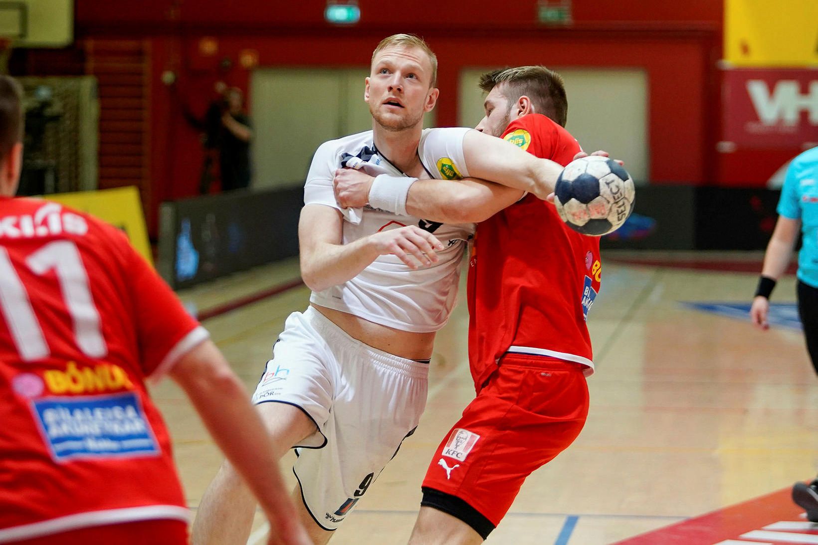 Ásgeir Snær Vignisson í leik með ÍBV á síðasta tímabili.