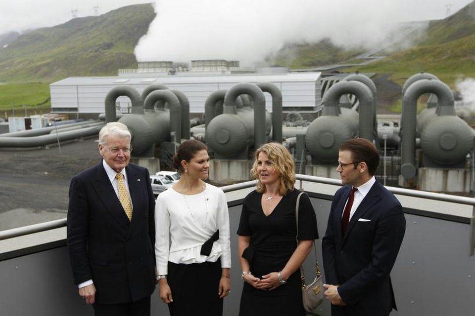 Ólafur Ragnar Grímsson, forseti Íslands, Daníel prins, Viktoría krónprinsessa og Elín Smáradóttir, lögfræðingur Orkuveitu Reykjavíkur.