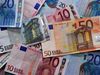 Should Iceland drop the króna and adopt the euro?